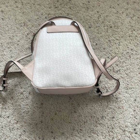 Leather guess mini backpack - Picture 2 of 2